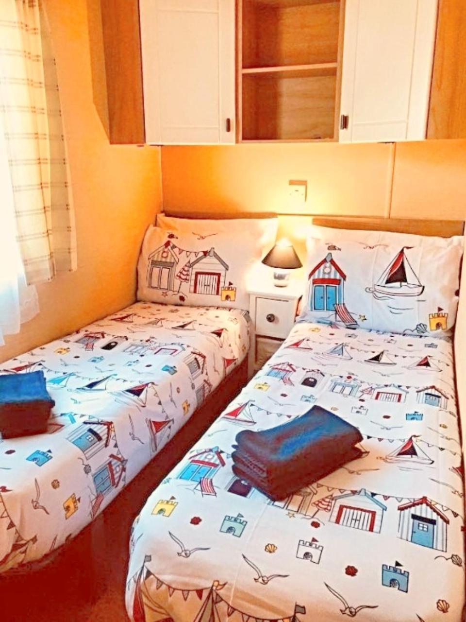 Hillside Caravan Dawlish Ngoại thất bức ảnh